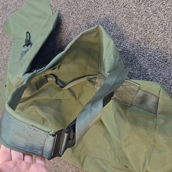 Bag Duffel Green Military Style - Picture 4 of 9